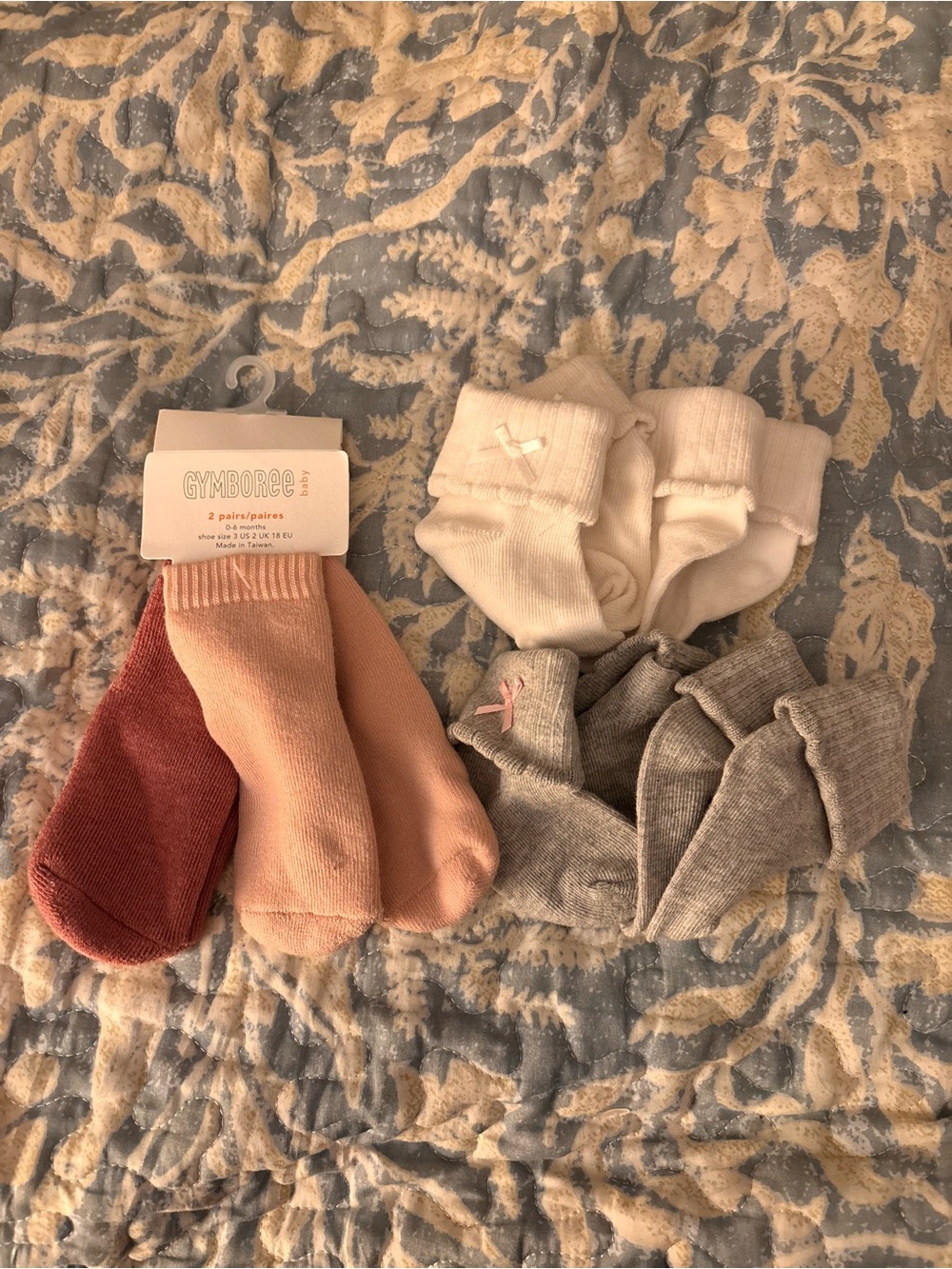 Gymboree Newborn Girls 6-Pack Casual Socks - Rust, Peach, Cream, Gray